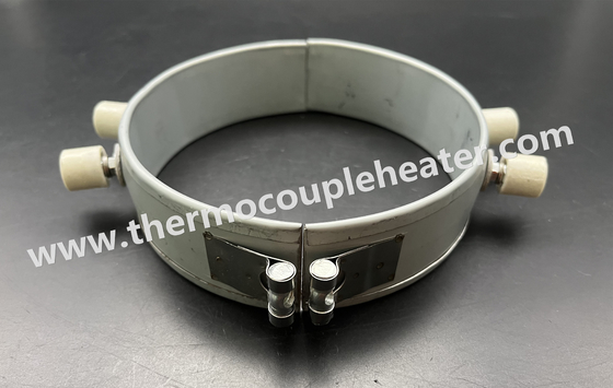 A instalação semicircular feita sob encomenda de Mica Band Heaters For Easy