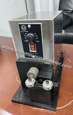 Máquina de moldagem de bordas para aquecedores de banda cerâmica capaz de rolar tiras de aço mais largas