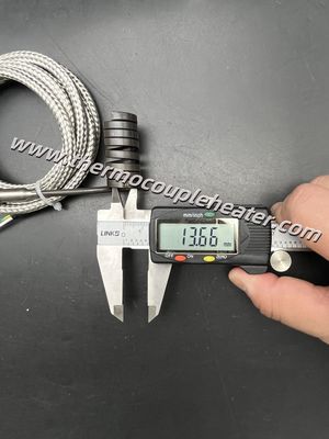 Elementos de aquecimento personalizados para canais quentes para moldagem por injeção industrial.